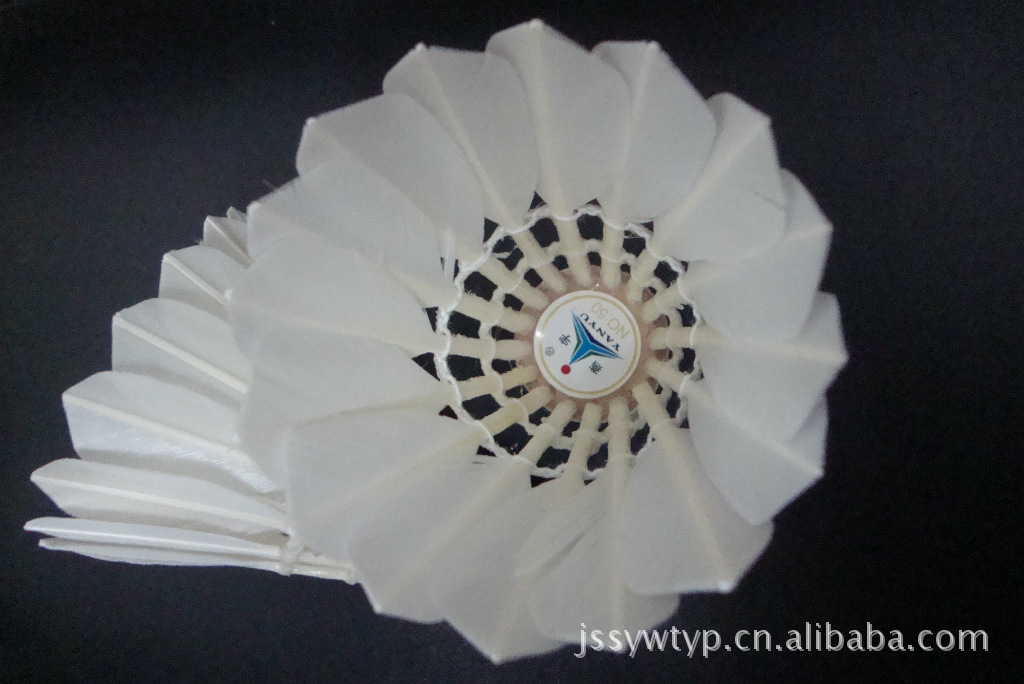 High quality products factory direct Yan Yu 50 badminton 12 High quality products factory direct Yan Yu 50 badminton 12