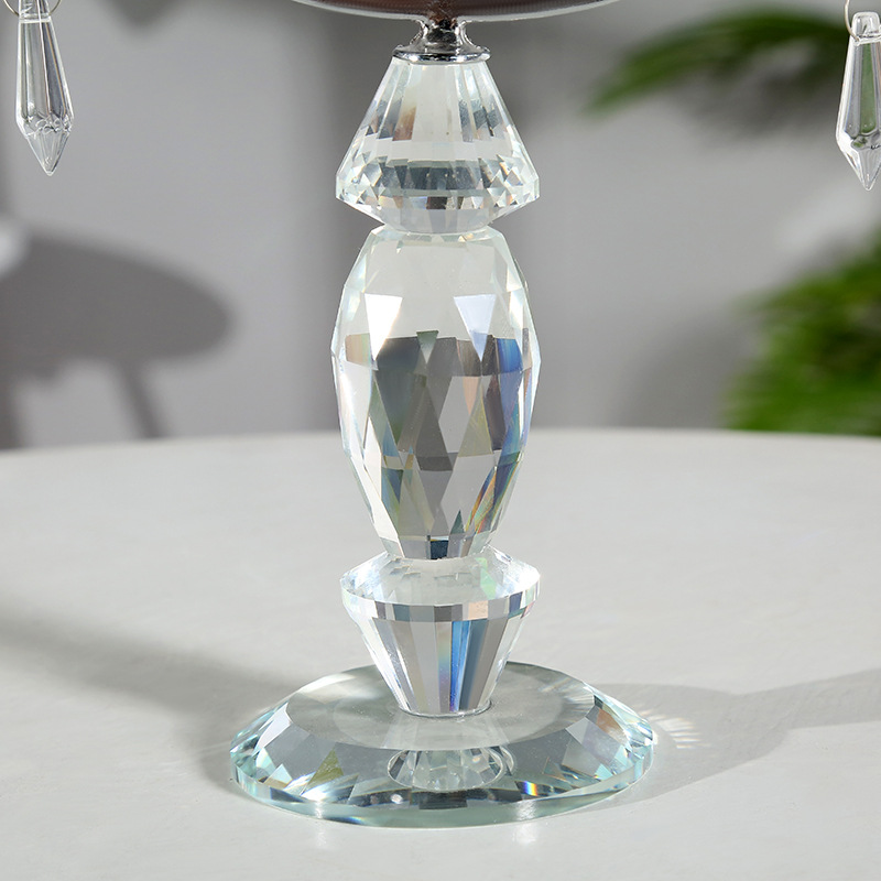 Factory Promotion European-Style Glass Crystal Crafts Artificial Grinding Candlestick Decoration Fashion Home Decoration Batch