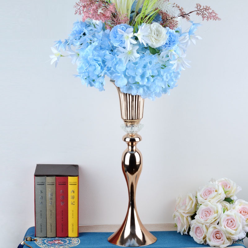Wedding Flower Arrangement European-Style Wedding Ceremony Layout Metal Road Lead Electroplating Golden Flower Stand