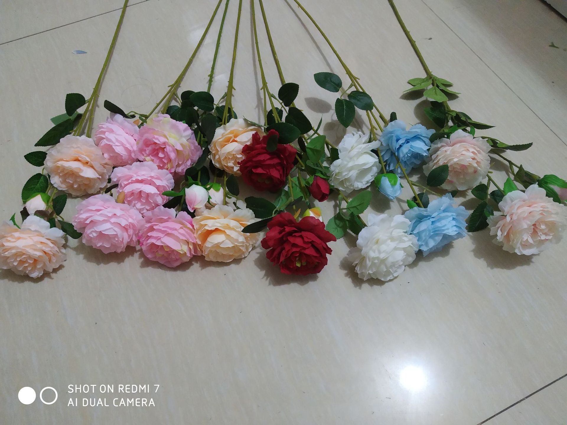 Spot Goods 3-Head Ranunculus Asiaticus Artificial Flower European-Style Core West Ranunculus Asiaticus Raw Silk Three-Head Peony Decoration Wedding Flower