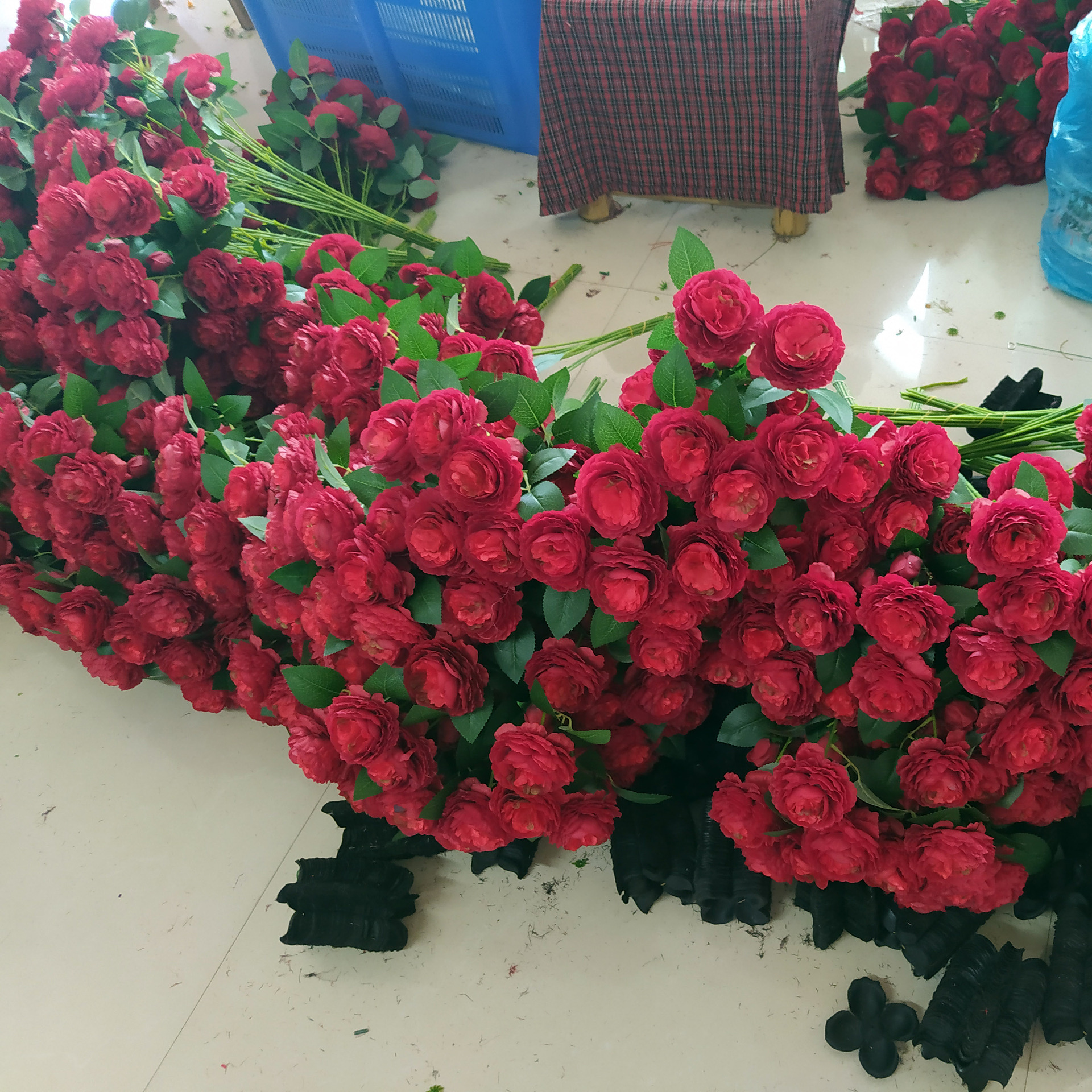 Spot Goods 3-Head Ranunculus Asiaticus Artificial Flower European-Style Core West Ranunculus Asiaticus Raw Silk Three-Head Peony Decoration Wedding Flower