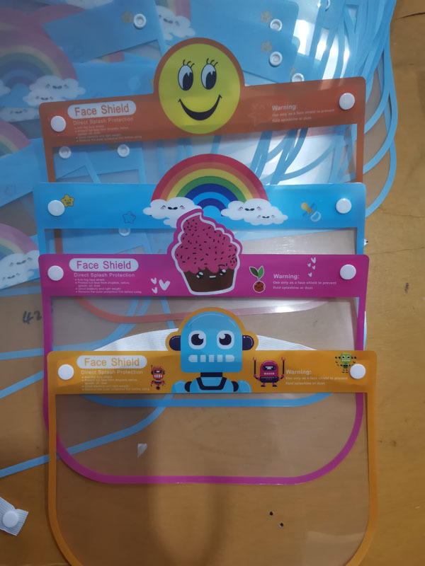 Double-Sided Anti-Fog Anti-Splash Isolation Anti-Droplet Cartoon Full Face HD Transparent Sponge Protective Mask for Children Double-Sided Anti-Fog Anti-Splash Isolation Anti-Droplet Cartoon Full Face HD Transparent Sponge Protective Mask for Children