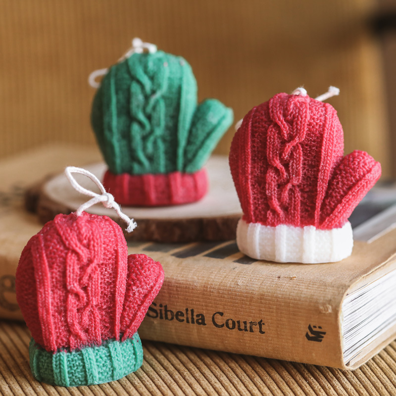 Christmas Small Gloves Aromatherapy Candle Handmade Soy Wax + White Beeswax Living Room Decorative Gift Christmas Candle