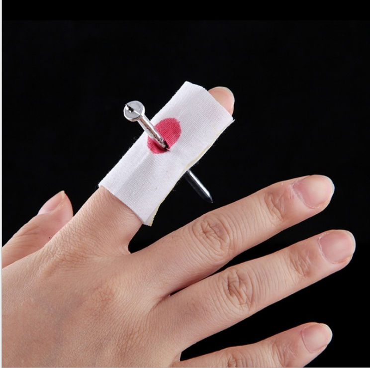 Halloween April fool&#039;s day trick toys trick props trick supplies wear finger nails