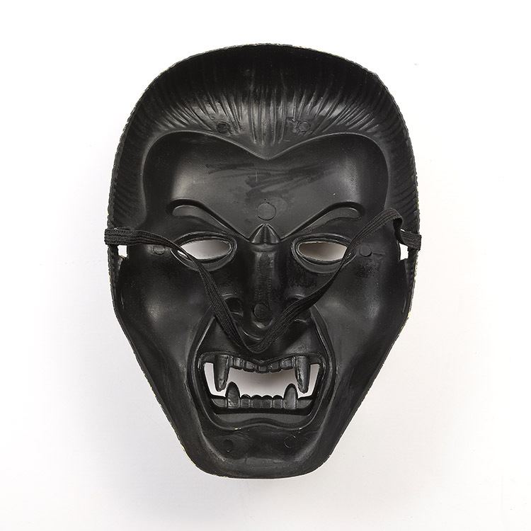Hot Selling Cos Horror Vampire Mask Halloween Easter Factory Wholesale Environmentally Friendly Injection Molding Ghost Festival Supplies