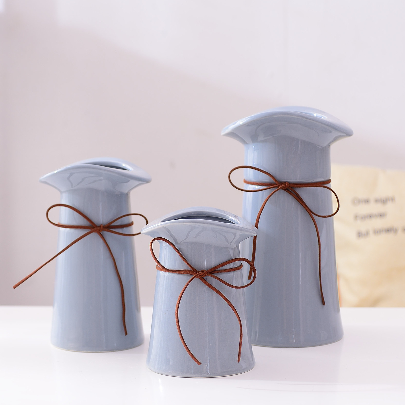 Production of wholesale mini-floret Vase Nordic art small fresh home decoration flower three-piece set of trumpet