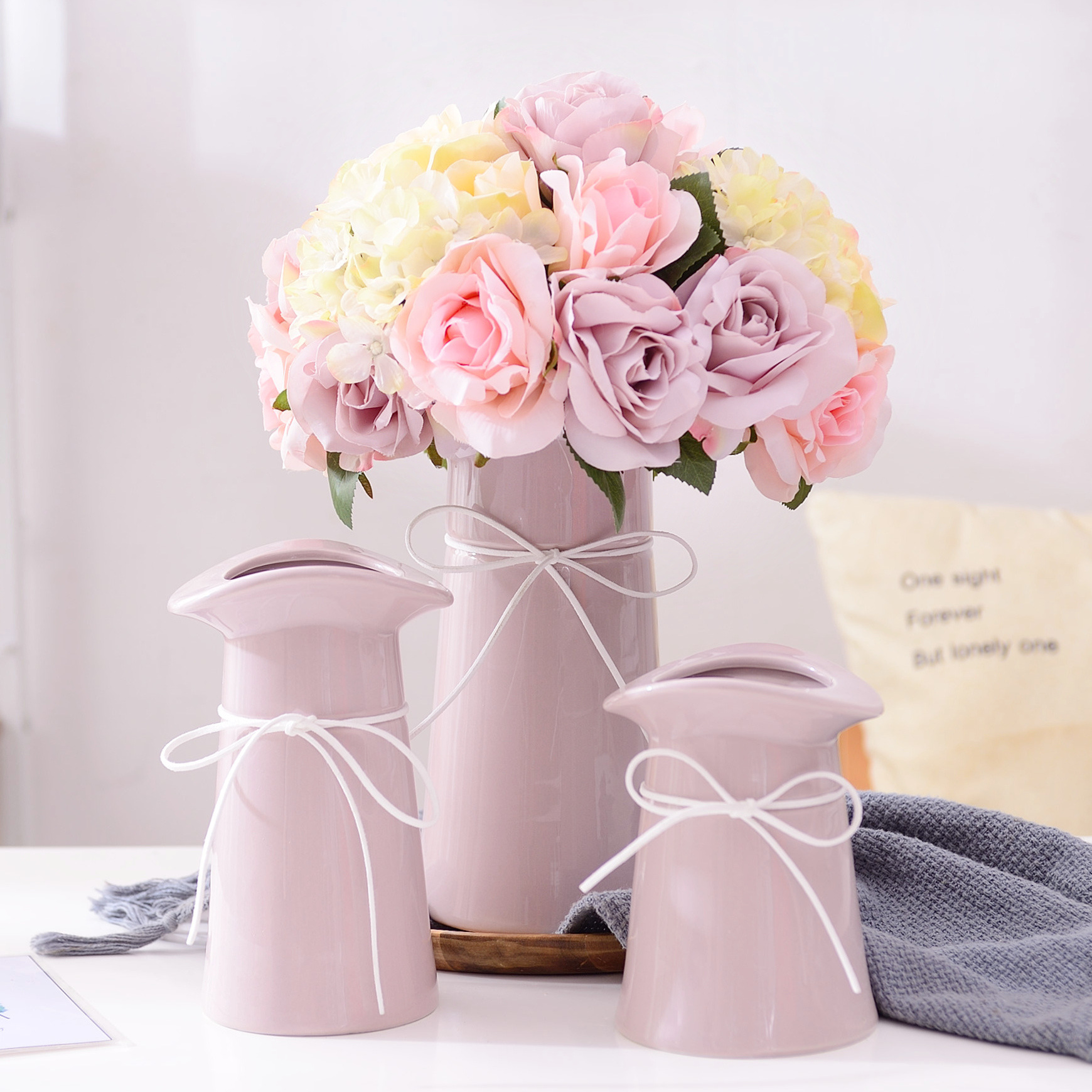 Production of wholesale mini-floret Vase Nordic art small fresh home decoration flower three-piece set of trumpet