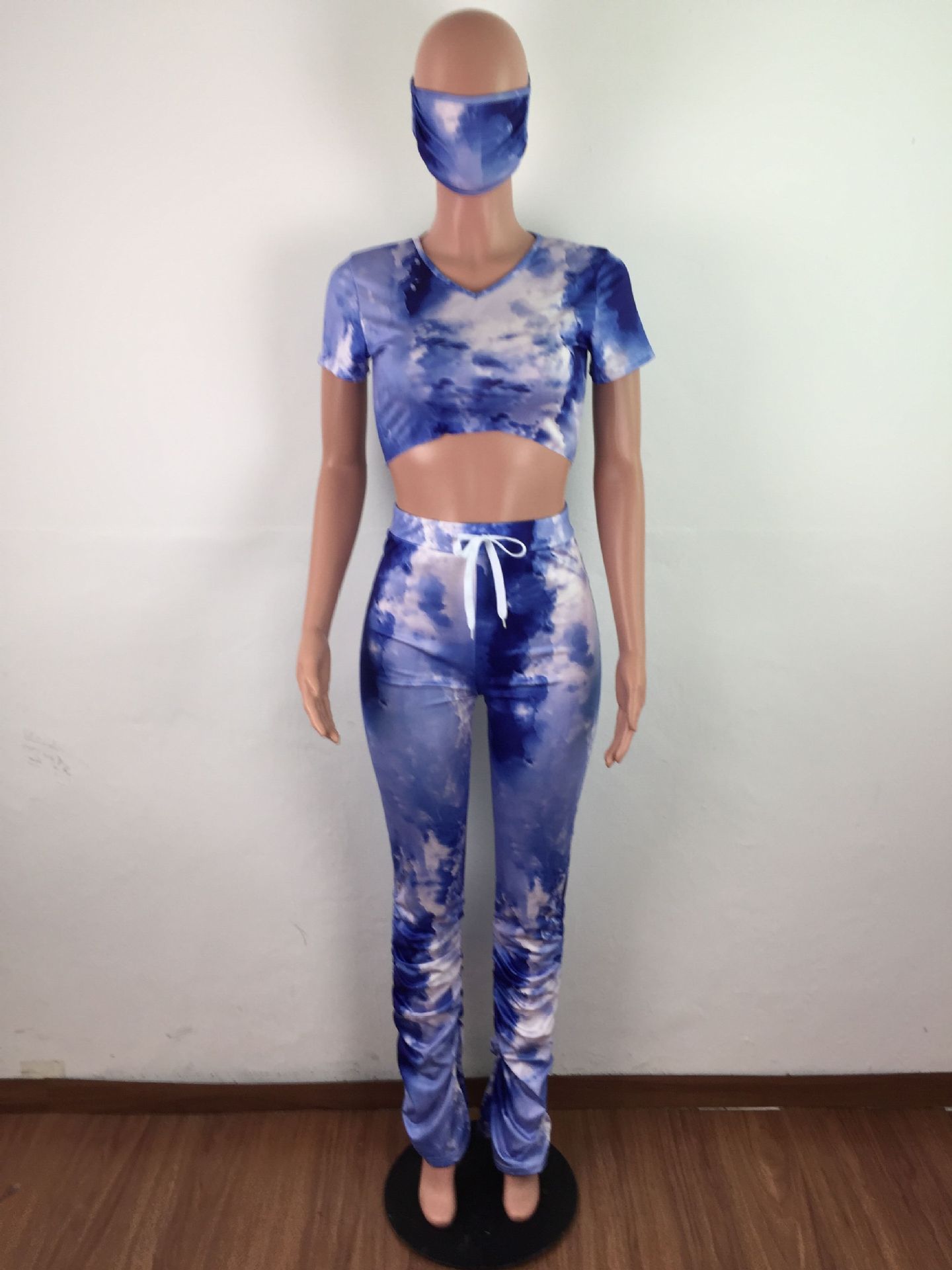 A3193 New European and American women's tie-dye fashion pleated slit Micro trumpet sports suit (including mask)