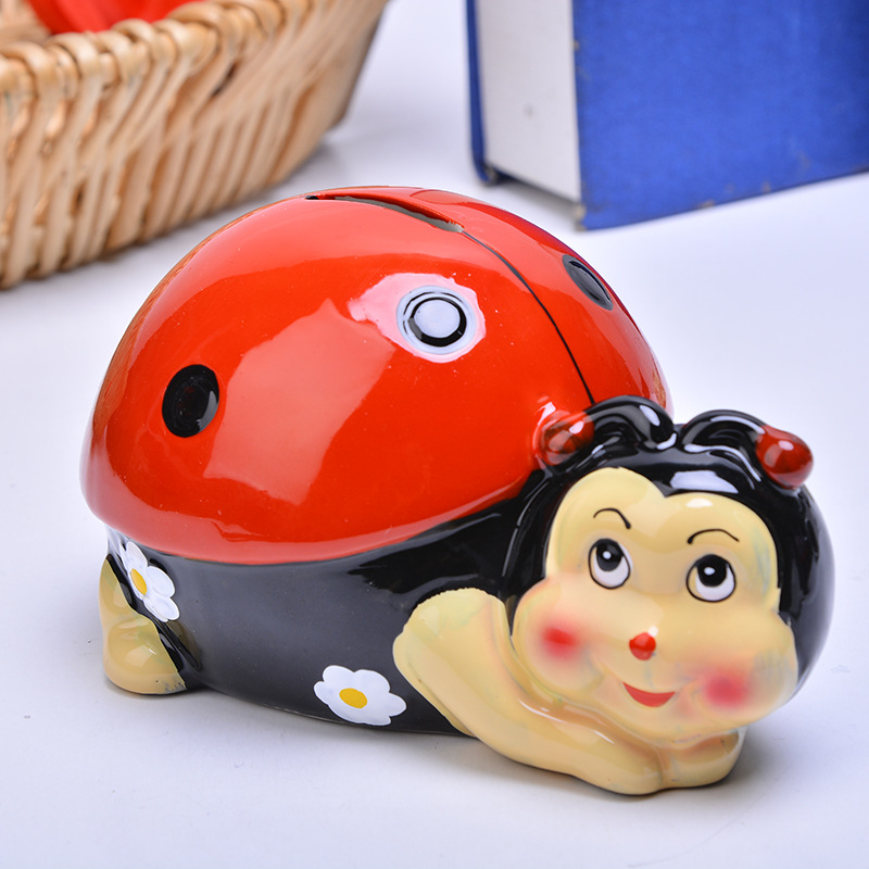 2017 hot sale creative red trumpet beetle piggy bank for children&#039;s toy ceramic crafts piggy bank.