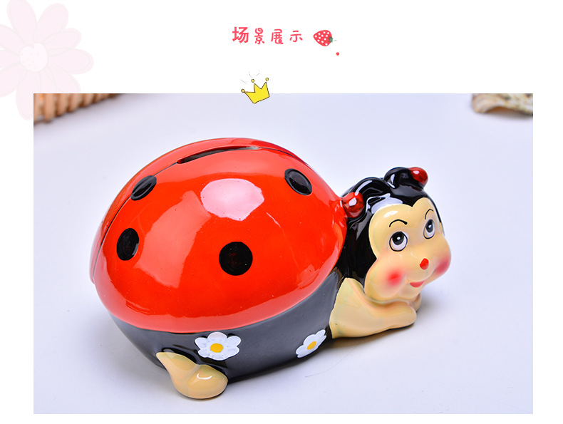 2017 hot sale creative red trumpet beetle piggy bank for children's toy ceramic crafts piggy bank.