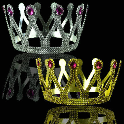 King Crown Halloween Ball Dress up Plastic Crown Truncheon Party Supplies Birthday Crown Princess Crown King Crown Halloween Ball Dress up Plastic Crown Truncheon Party Supplies Birthday Crown Princess Crown