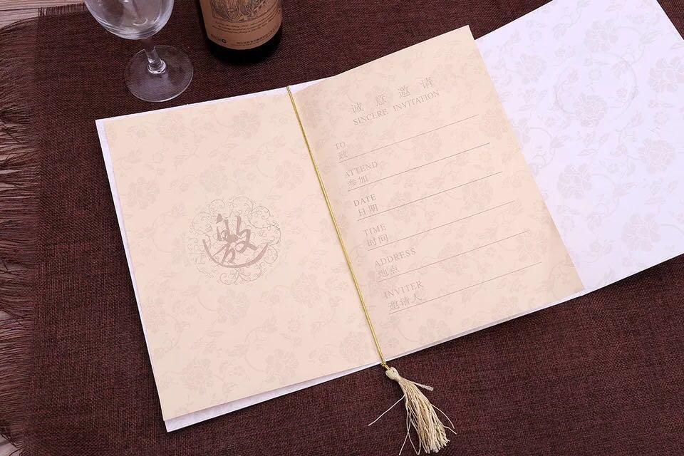 Manufacturers selling wedding invitations, invitations and other foreign trade conference invitation.