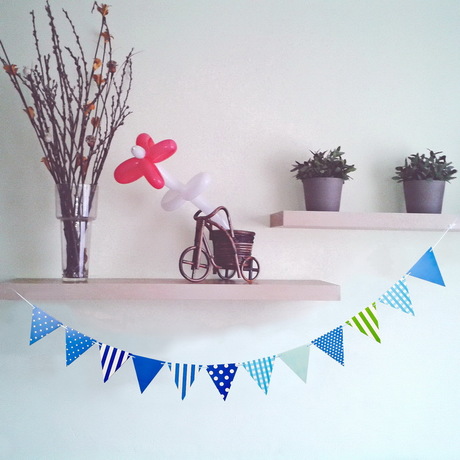 Triangle colored paper colored DIY pull flag decoration holiday party decorate props banner banner