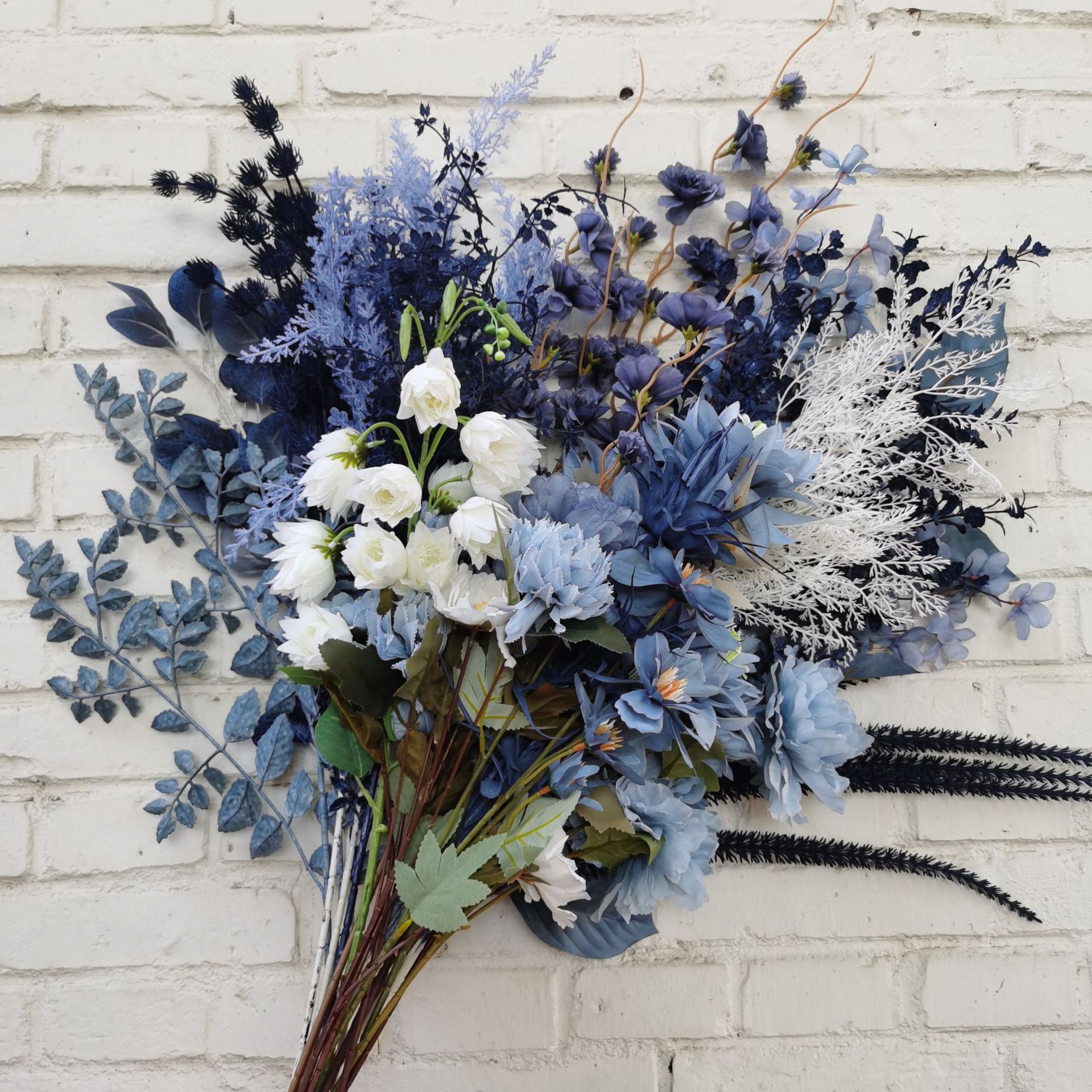 Factory Wholesale Emulational Flower and Silk Flower Wedding Ceiling Plastic Flowers Home Decorative Fake Flower Artificial Flowers Floral Bouquet