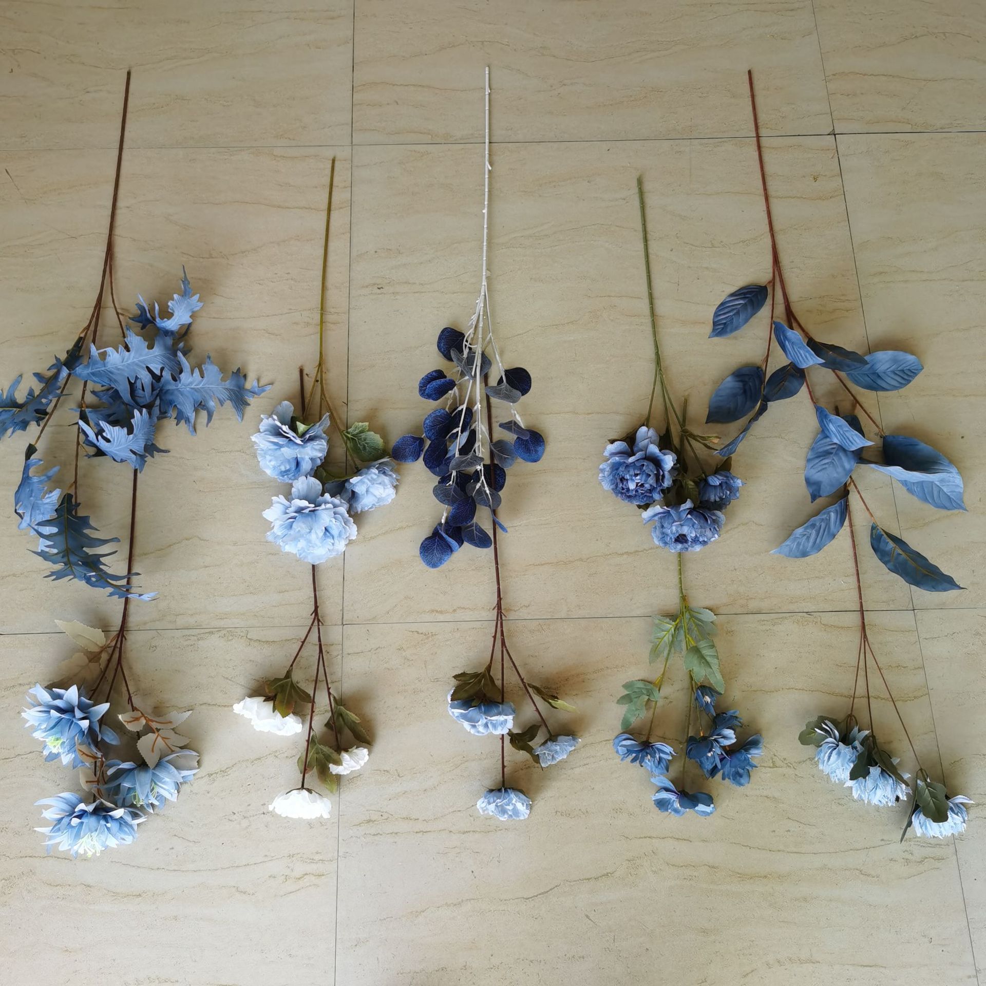 Factory Wholesale Emulational Flower and Silk Flower Wedding Ceiling Plastic Flowers Home Decorative Fake Flower Artificial Flowers Floral Bouquet