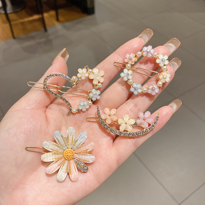 INS Girl Mori Super Fairy Flowers Hairpin South Korea Simple Hair Clip Internet Celebrity Bang Side Clip Top Clip Headdress