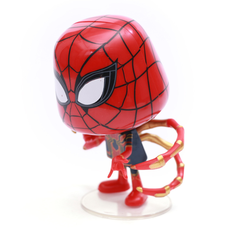 Avengers Q spider-man thanos deadpool wolverine hands out a model toy mix Avengers Q spider-man thanos deadpool wolverine hands out a model toy mix
