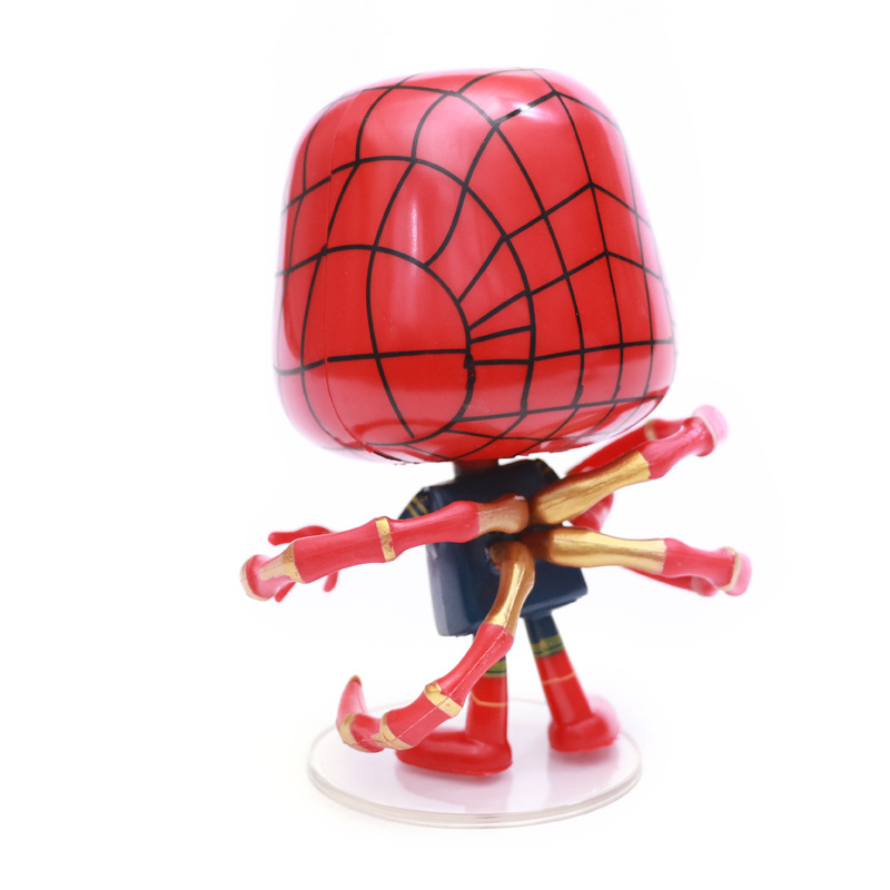 Avengers Q spider-man thanos deadpool wolverine hands out a model toy mix Avengers Q spider-man thanos deadpool wolverine hands out a model toy mix