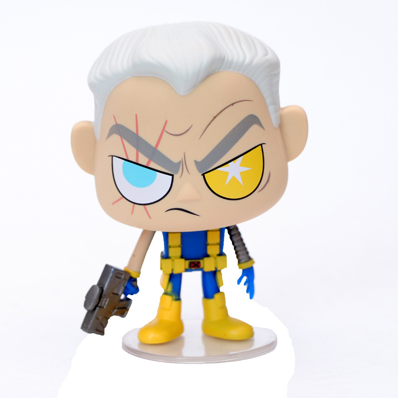 Avengers Q spider-man thanos deadpool wolverine hands out a model toy mix Avengers Q spider-man thanos deadpool wolverine hands out a model toy mix