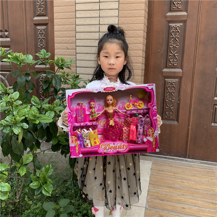 Factory Direct Sales Barbie Doll Girls&#039; Toy Dress-up Play House Wedding Dress Gift Set Mixed Batch Small Gift Barbie