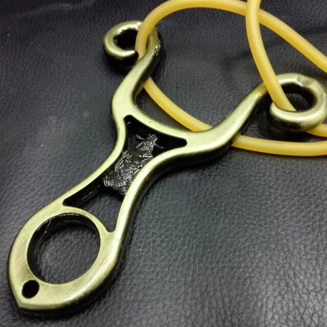 The traditional outdoor positioning slingshot slingshot slingshot slingshot adult Yiwu purchase wholesale network