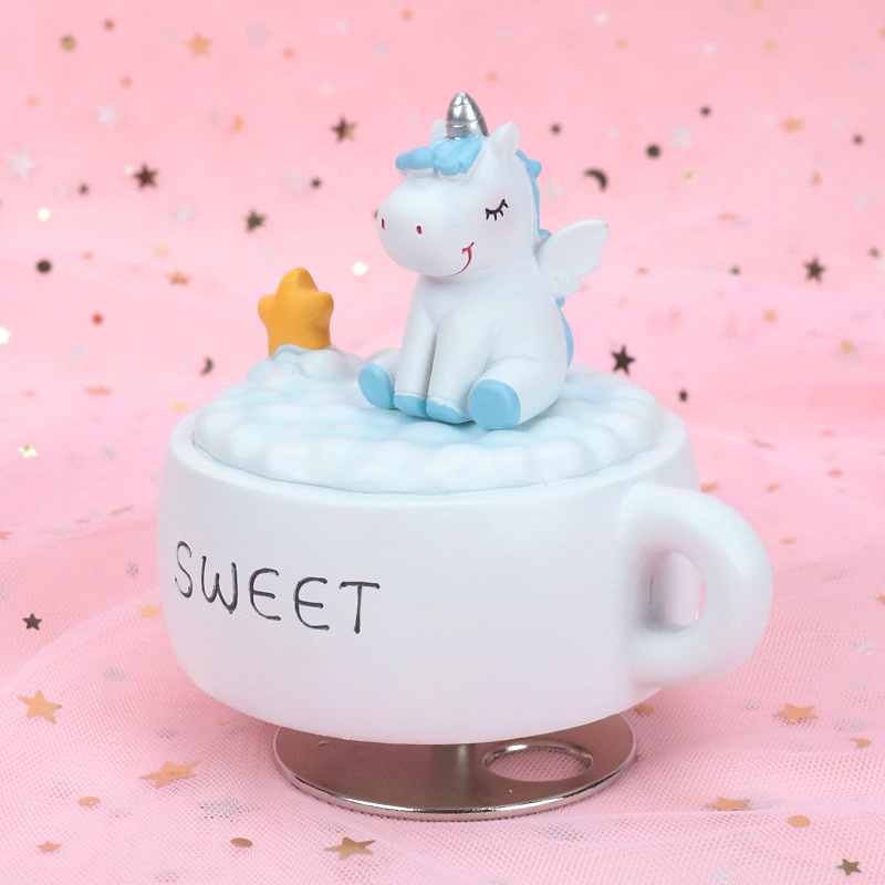 Creative Gift Unicorn Resin Music Box Rotating Girl Heart Decoration Blood Student Music Box Birthday Gift