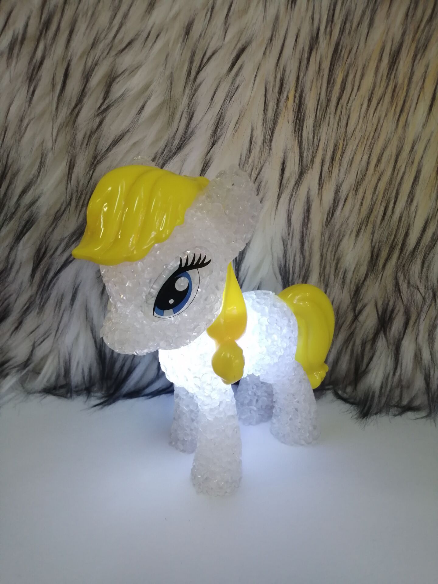 Pony card animal colorful crystal grain lamp LED rice lamp gift pendant creative gifts