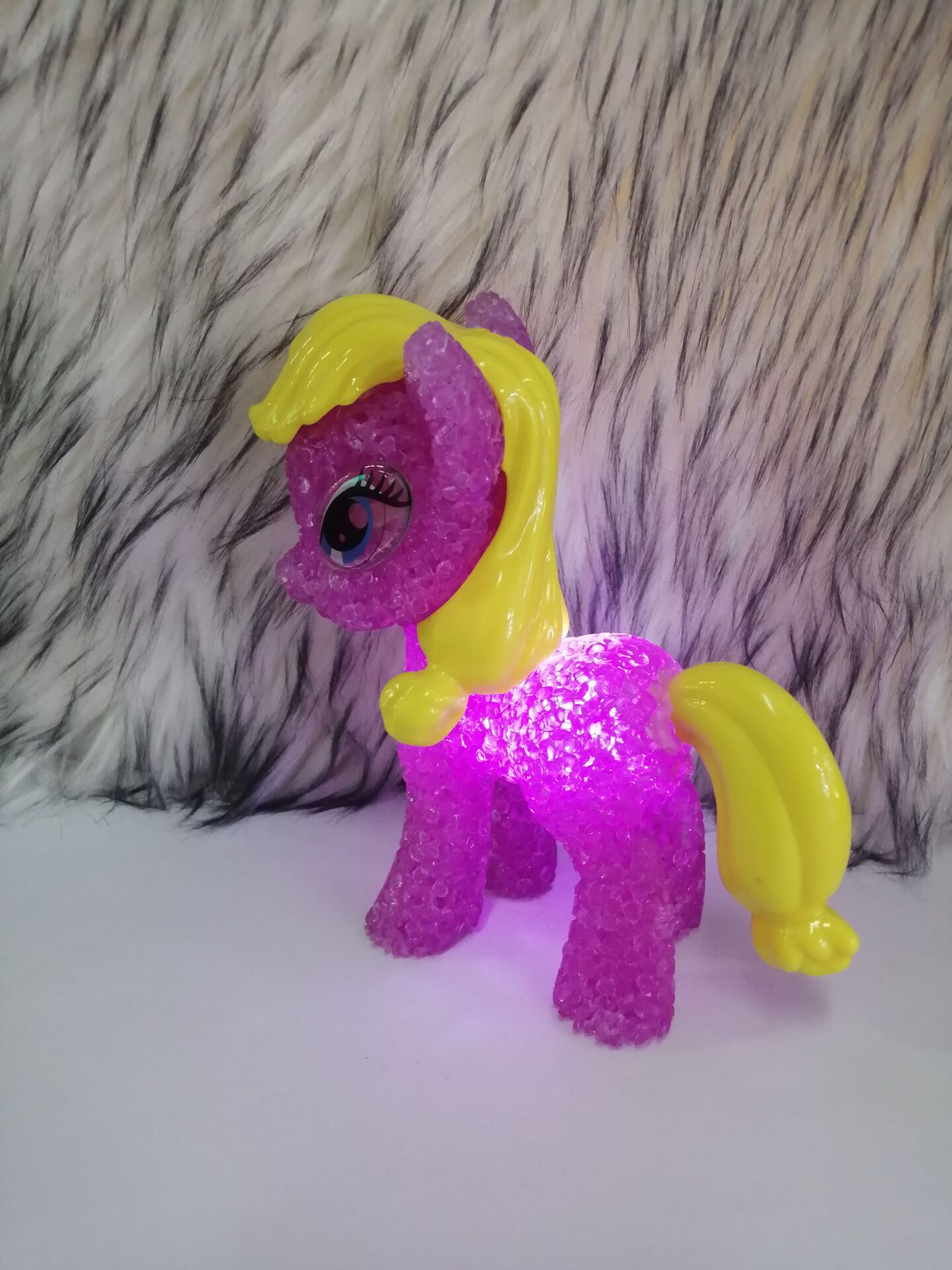 Pony card animal colorful crystal grain lamp LED rice lamp gift pendant creative gifts