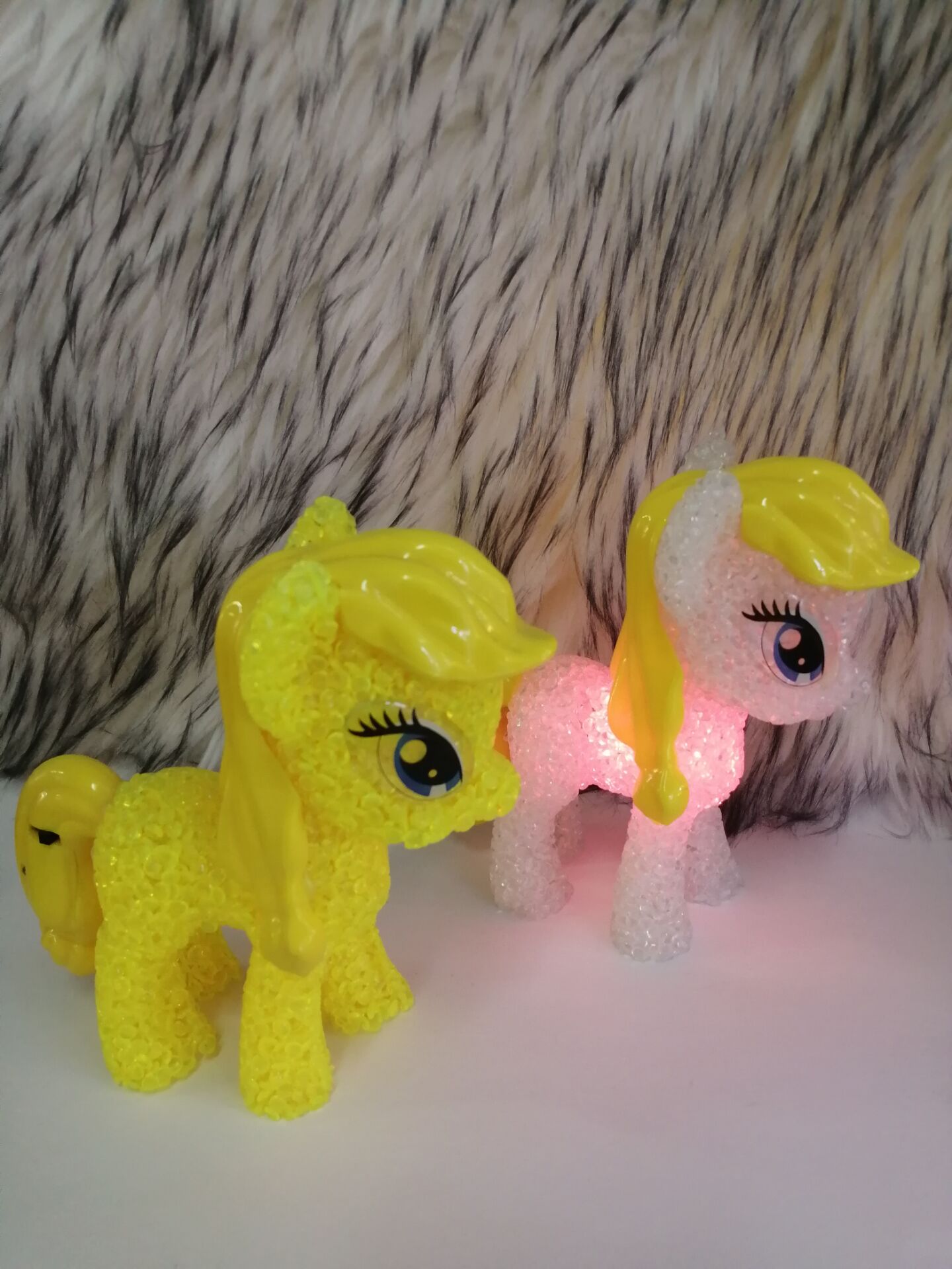 Pony card animal colorful crystal grain lamp LED rice lamp gift pendant creative gifts
