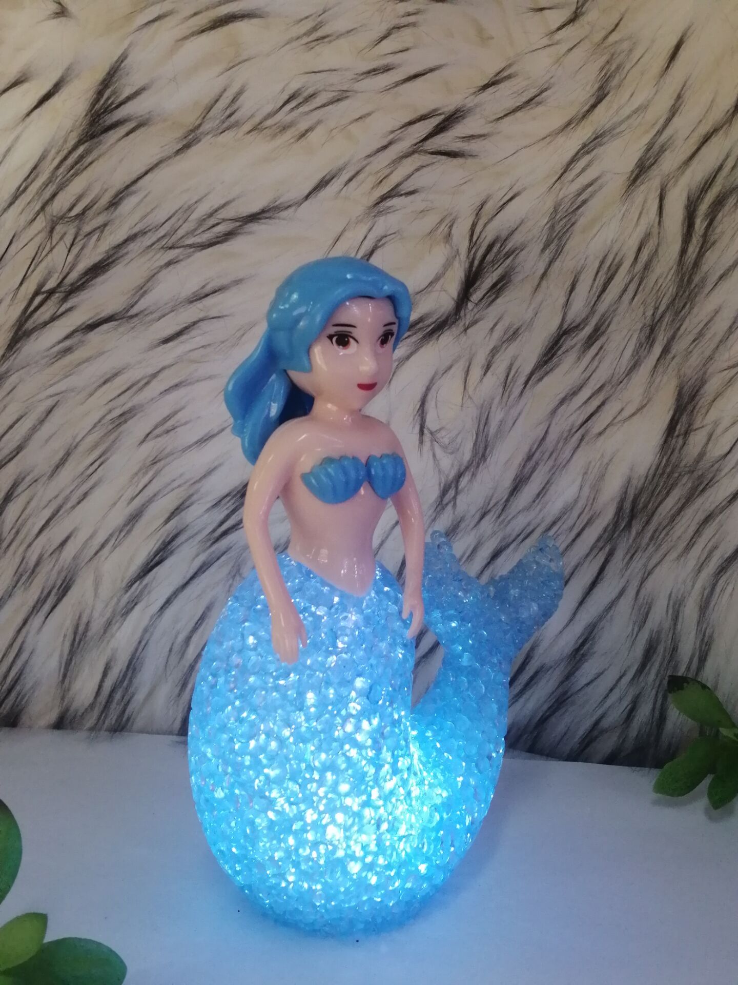 Mermaid cartoon animal colorful crystal pellet lamp LED rice lamp gift pendant creative gift