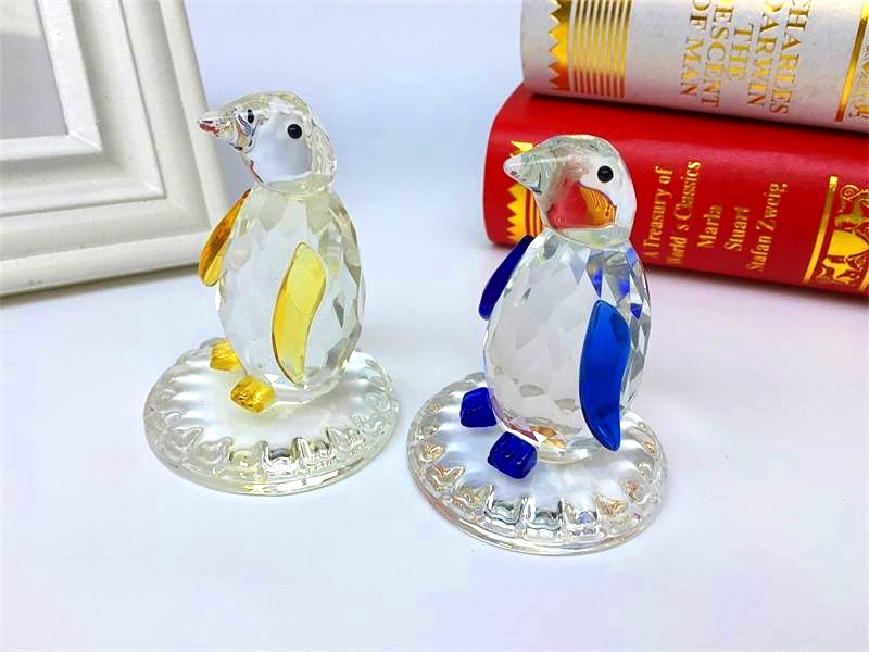 Crystal Penguin Colorful Light Luminous Small Animal Craft Gift Students' Birthday Present Small Product Promotion Customization Crystal Penguin Colorful Light Luminous Small Animal Craft Gift Students' Birthday Present Small Product Promotion Customization