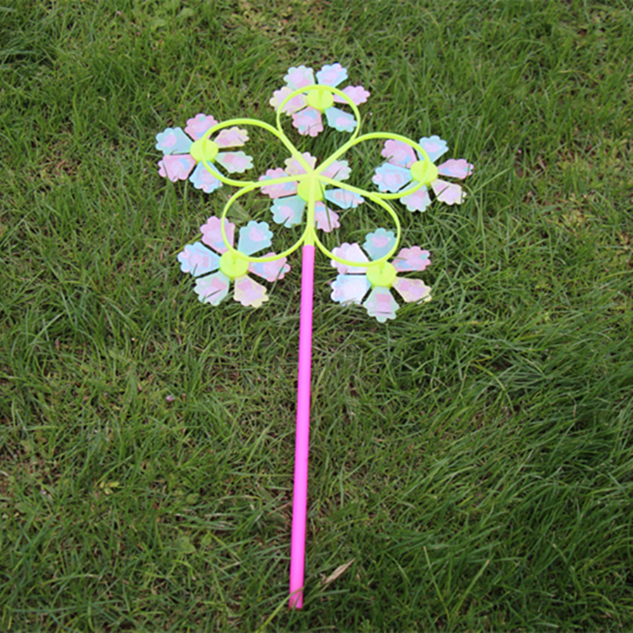 New Six Smiley Windmill Children&#039;s Creative Outdoor Traditional Nostalgic Cartoon Toy Windmill Stall Supply Wholesale