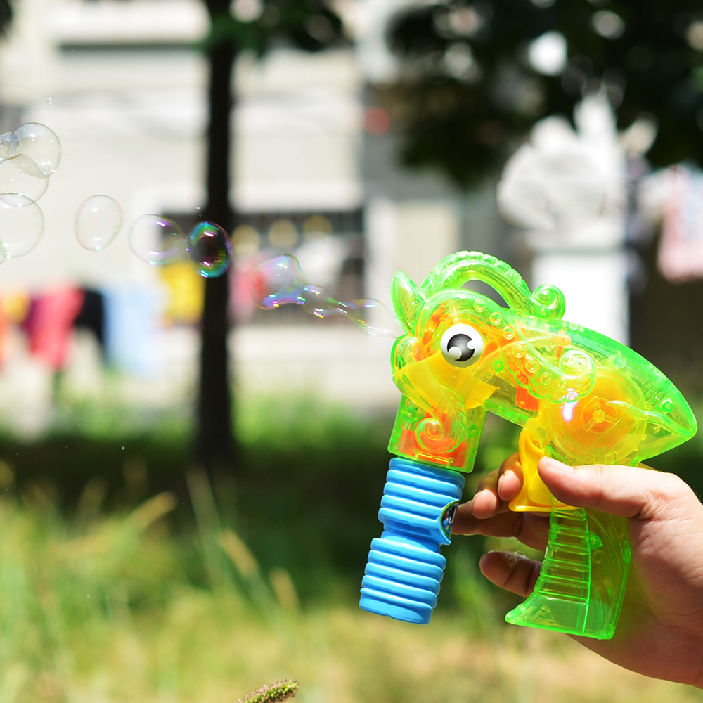 Octopus bubble gun toys to develop automatic blowing bubbles with parent-child dazzle colour lights