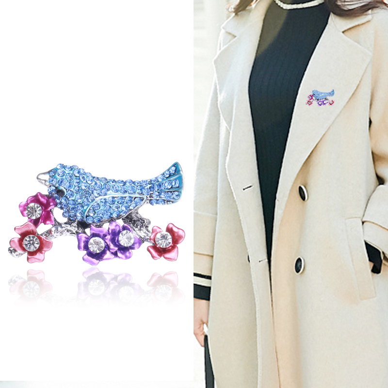 Factory Wholesale Europe and America Creative Animal Corsage Bird over Crystal Brooch Cross-Border Foreign Trade Clothing Accessories Pin