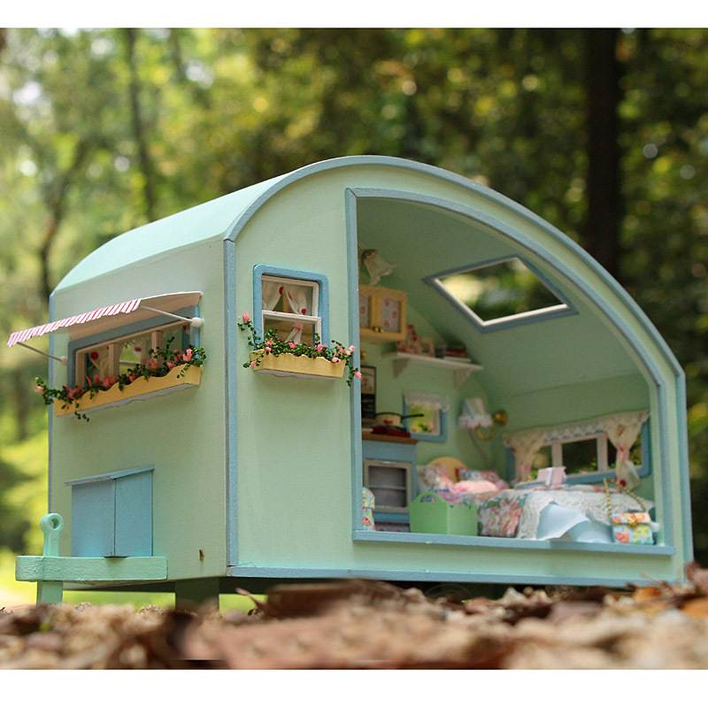 Cute Room DIY Cottage Light Brigade RV Model Creative Girls&#039; Gifts Villa Model Toy Assembled Large
