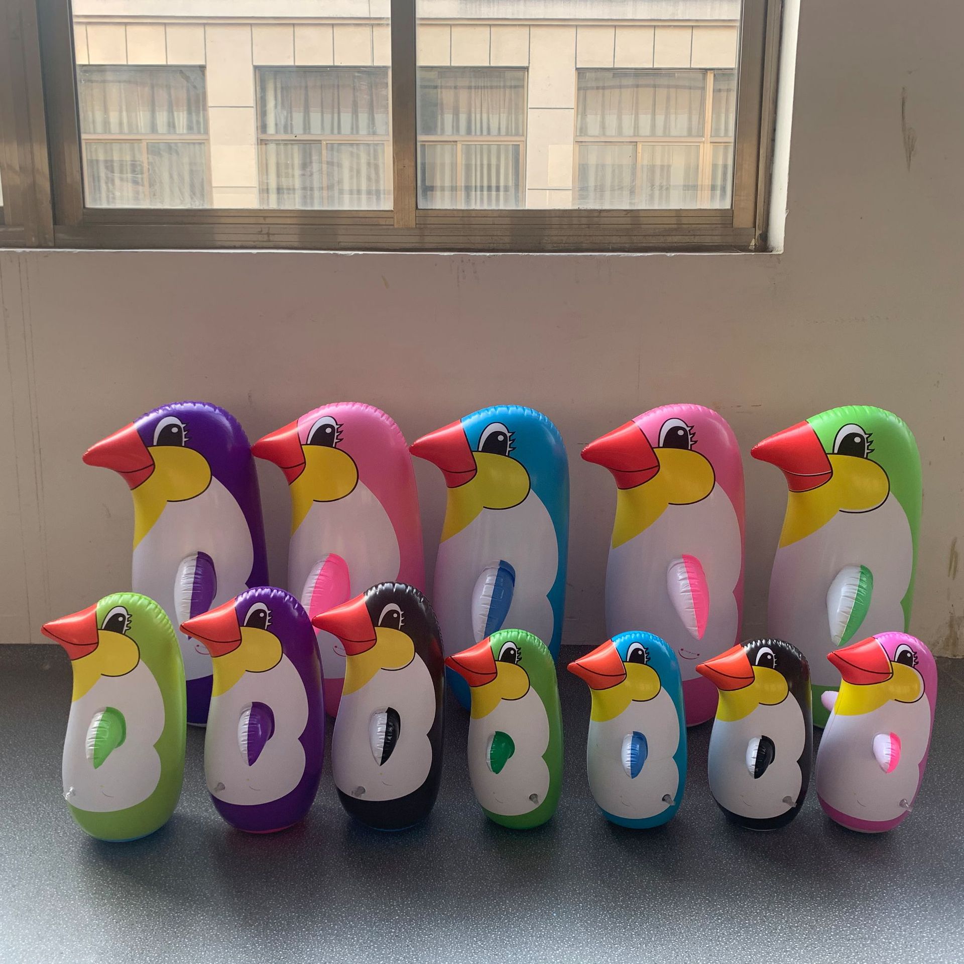 Spot 70 Inflatable Tumbler Children's Inflatable Toys Colorful Inflatable Penguins Tumbler Gift Stall Spot 70 Inflatable Tumbler Children's Inflatable Toys Colorful Inflatable Penguins Tumbler Gift Stall