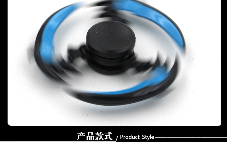 New King Weapon Chicken-Eating Fingertip Gyro Glory Fortnite Hand Spinner Surrounding the Game Pressure Reduction Toy