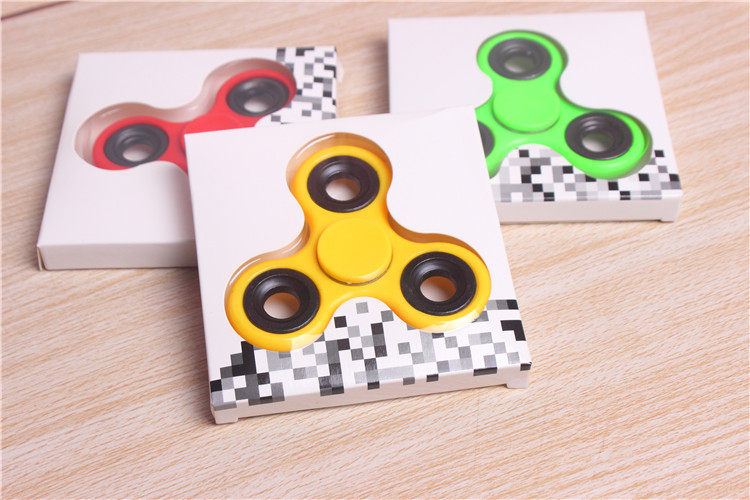 Fingertip Gyro Three-Leaf Gyro Finger Toy Pressure-Reducing Creative Toy Color Hand Spinner Wholesale