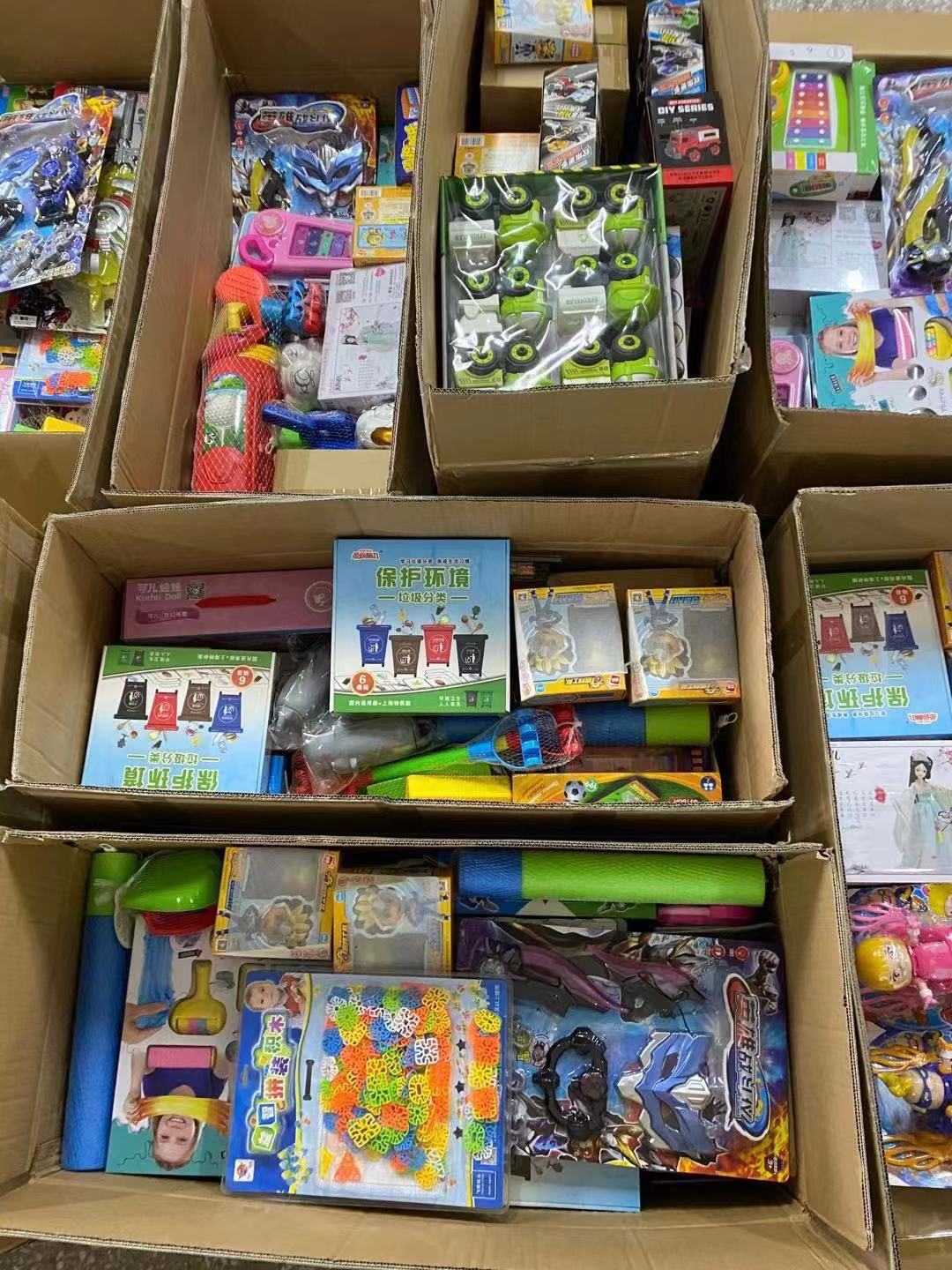 Children's Luminous Toys Stock Sold by Half Kilogram Night Market Stall Supply Ferrule Blind Box Gift Box Educational Institution Wholesale Children's Luminous Toys Stock Sold by Half Kilogram Night Market Stall Supply Ferrule Blind Box Gift Box Educational Institution Wholesale