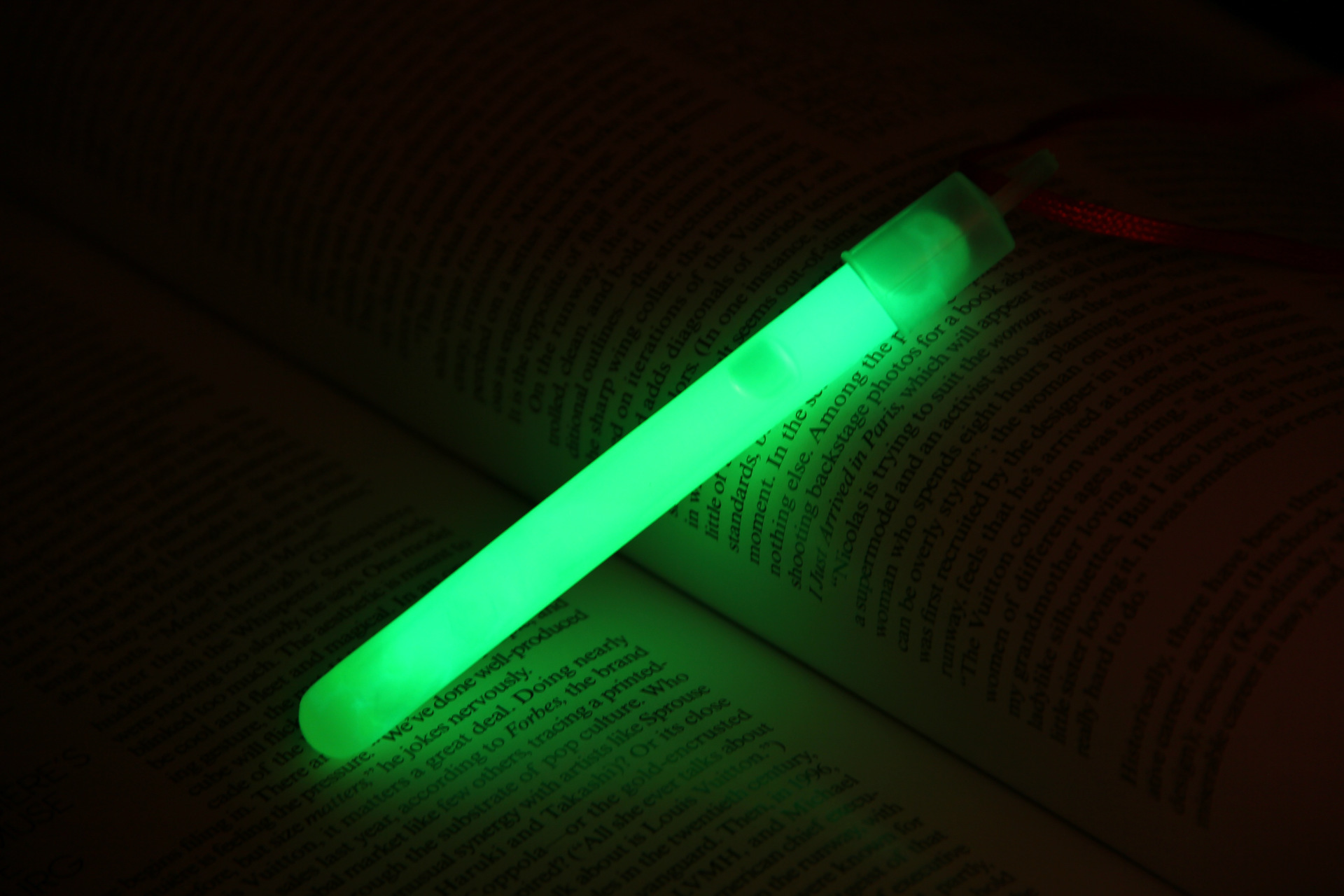 Factory Wholesale Four-Inch Light Stick 10 * 100mm Light Stick Hardcover Luminous Toys Luminous Toys