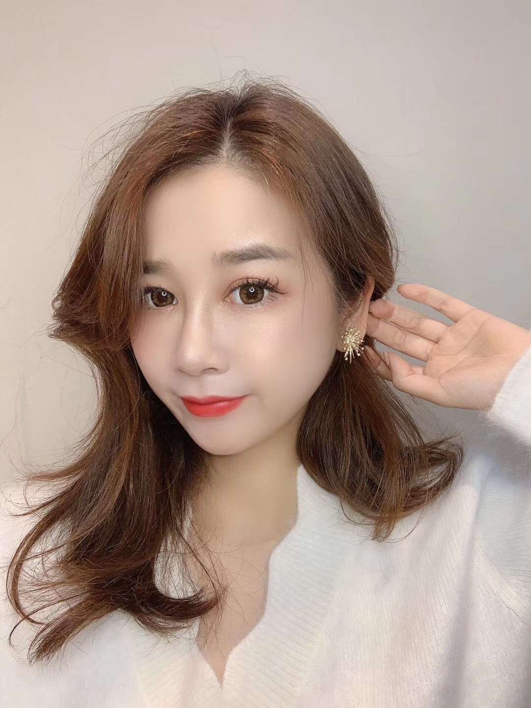 Korean Dongdaemun New Sterling Silver Needle Beautiful Rhinestone Temperament Fireworks High-Grade Ear Studs Earrings Girl's Earrings Korean Dongdaemun New Sterling Silver Needle Beautiful Rhinestone Temperament Fireworks High-Grade Ear Studs Earrings Girl's Earrings