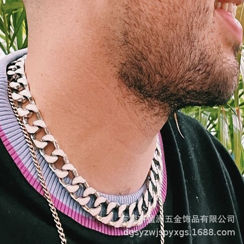 Stainless Steel Cuban Link Chain Hip Hop Flash White Light Luminous Reflective Necklace Bracelet Nightclub Bar Street Shot Cuban Link Chain Stainless Steel Cuban Link Chain Hip Hop Flash White Light Luminous Reflective Necklace Bracelet Nightclub Bar Street Shot Cuban Link Chain