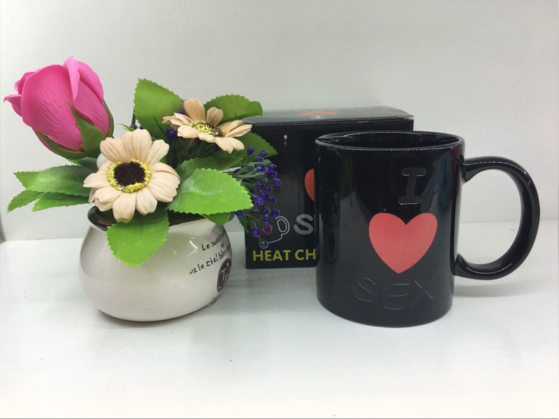 Creative Magic Game Machine Color-Changing Mug Super Mario Ceramic Cup Heat Change Color Coffee Cup Mug