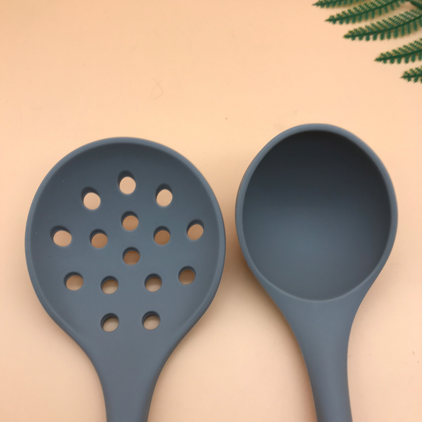 Beech Handle Silicone Kitchenware Heat Insulation Handle Large round Strainer and Soup Spoon Spatula Noodle Spoon Potato Press for Hotel Beech Handle Silicone Kitchenware Heat Insulation Handle Large round Strainer and Soup Spoon Spatula Noodle Spoon Potato Press for Hotel