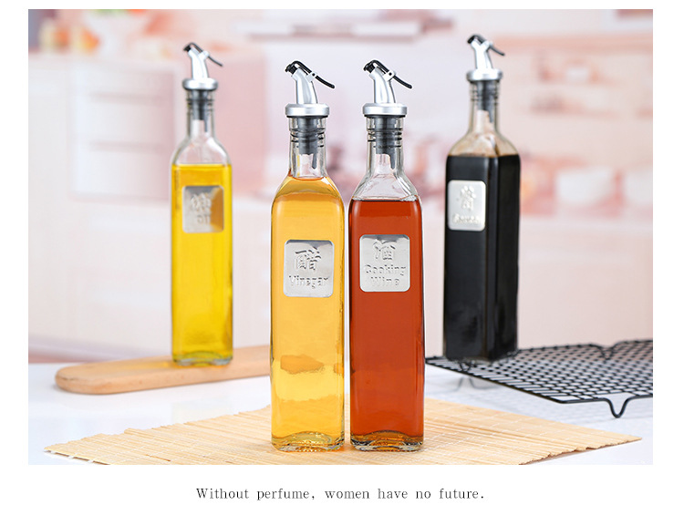 Kitchen supplies leakproof glass oil pot set household seasoning bottle divided into 500ml glass tank manufacturers Kitchen supplies leakproof glass oil pot set household seasoning bottle divided into 500ml glass tank manufacturers