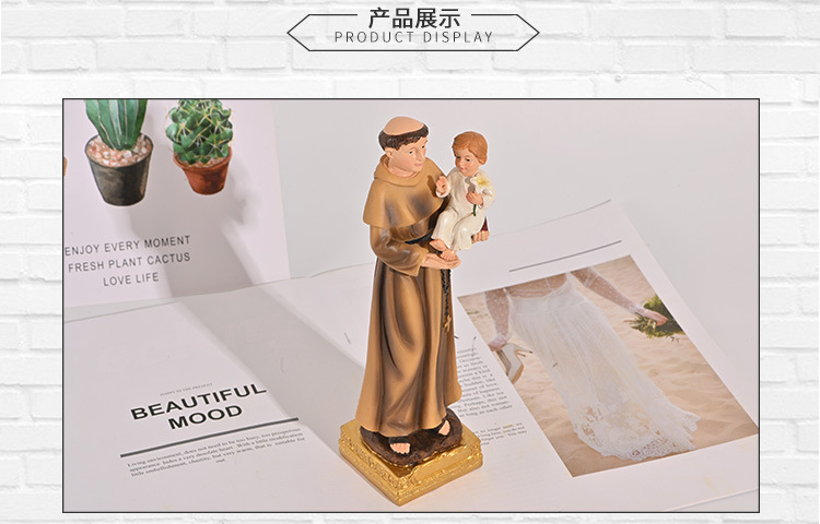 Resin arts and crafts Christian father hand to the infant figure sculpture home decoration manufacturers direct customized wholesale Resin arts and crafts Christian father hand to the infant figure sculpture home decoration manufacturers direct customized wholesale