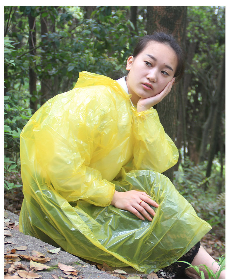 Thickened Adult Disposable Raincoat Portable PE Children's Poncho Amusement Park Outdoor Transparent Raincoat Manufacturers Can Customize