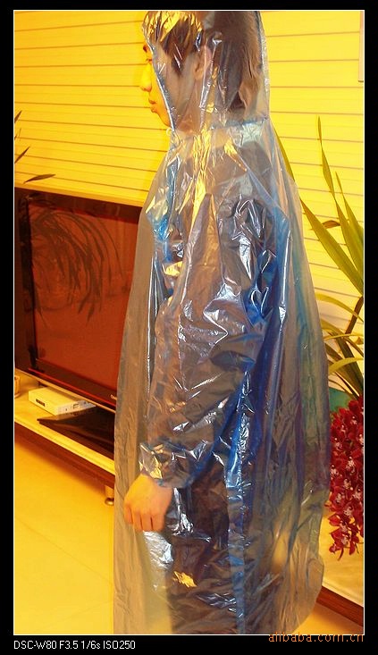Thickened Adult Disposable Raincoat Portable PE Children's Poncho Amusement Park Outdoor Transparent Raincoat Manufacturers Can Customize
