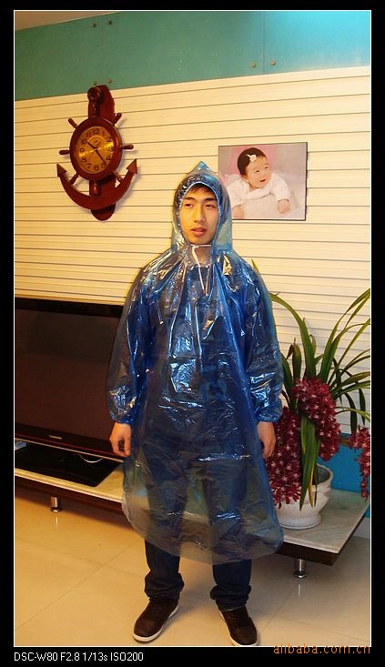Thickened Adult Disposable Raincoat Portable PE Children's Poncho Amusement Park Outdoor Transparent Raincoat Manufacturers Can Customize