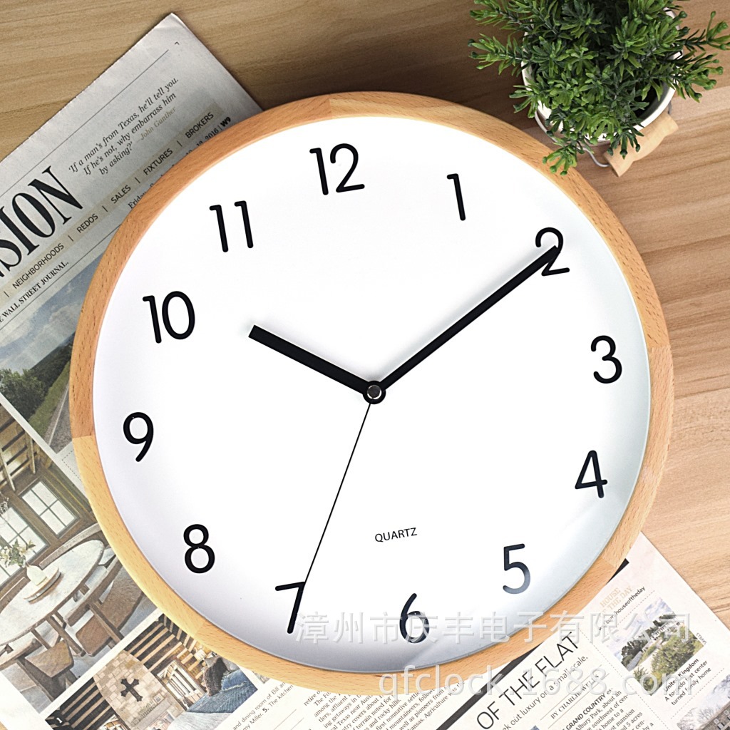 Factory Direct Sales New Wood Grain Wall Clock Beech Fashion Creative Mute Solid Wood Clock Living Room Bedroom round Wall Clocks